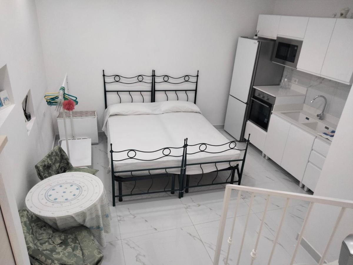 Casa Luisa Lejlighed Napoli Eksteriør billede